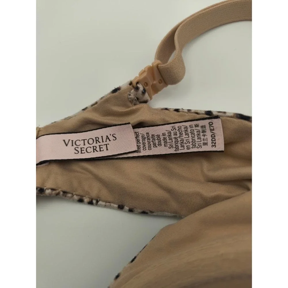 Victoria's Secret Lined Perfect Coverage Bra 32DD Leopard Print‎